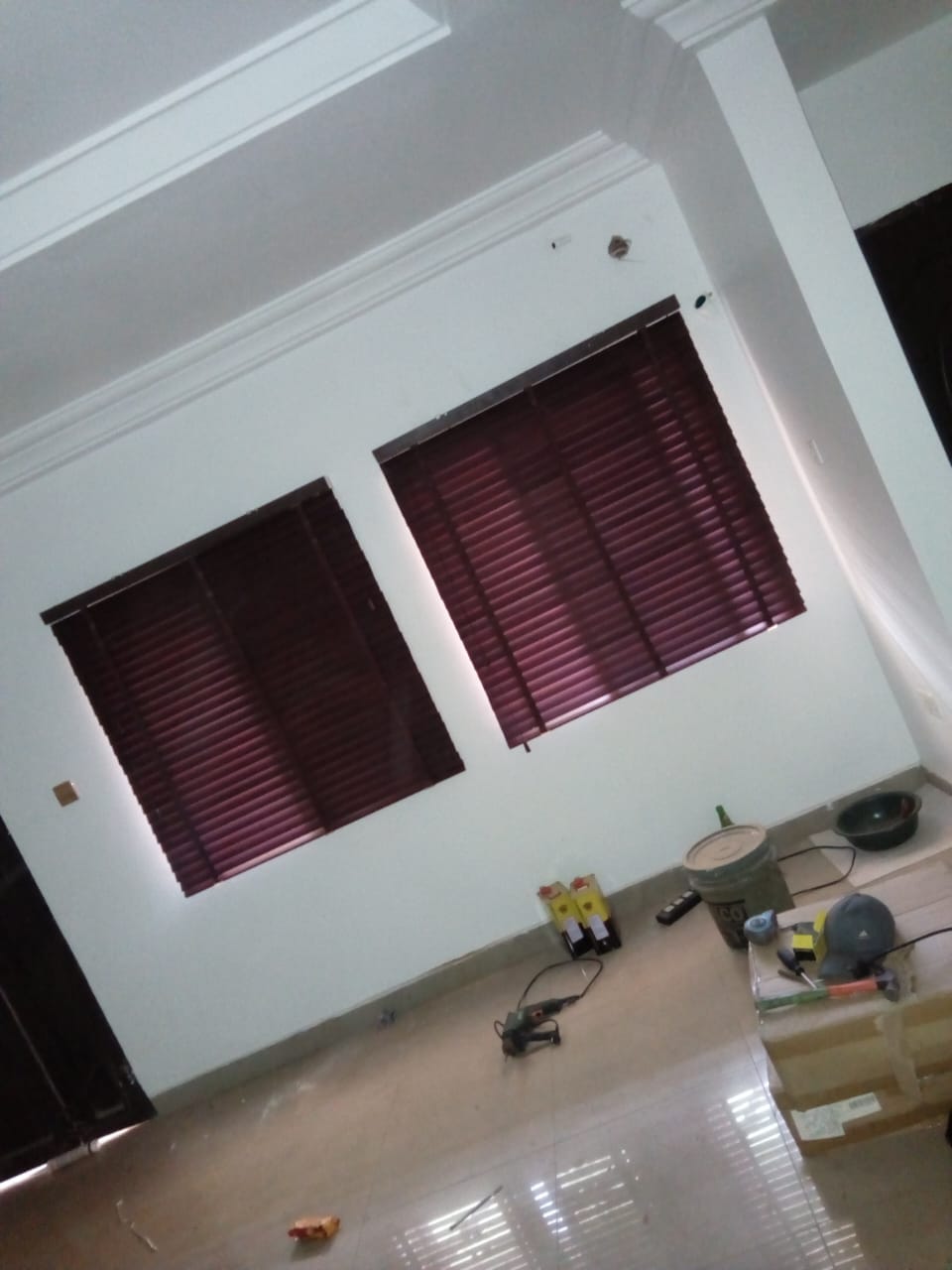 Window blinds installation — photo 11