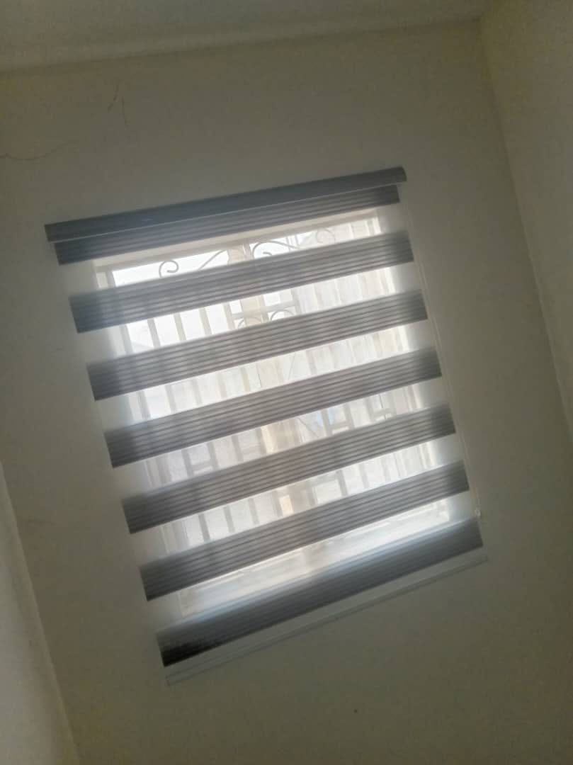 Window blinds installation — photo 14